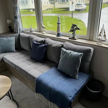 Caravan, Blue Dolphin, Filey