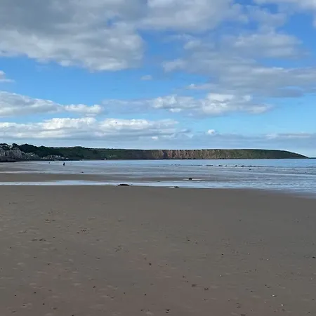 Caravan, Blue Dolphin, * Filey